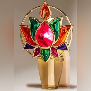 Bath & Body Works Diwali Lotus Flower Nightlight Wallflower Plug